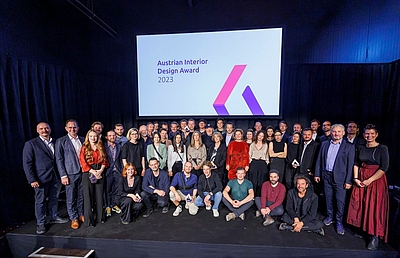 Am 10. November wurden die Gewinner des Austrian Interior Design Awards 2023 ausgezeichnet. ©Die Presse/Roland Rudolph Alle Gewinner auf der Bühne versammelt. Am 10. November wurden die Gewinner des Austrian Interior Design Awards 2023 ausgezeichnet. ©Die Presse/Roland Rudolph